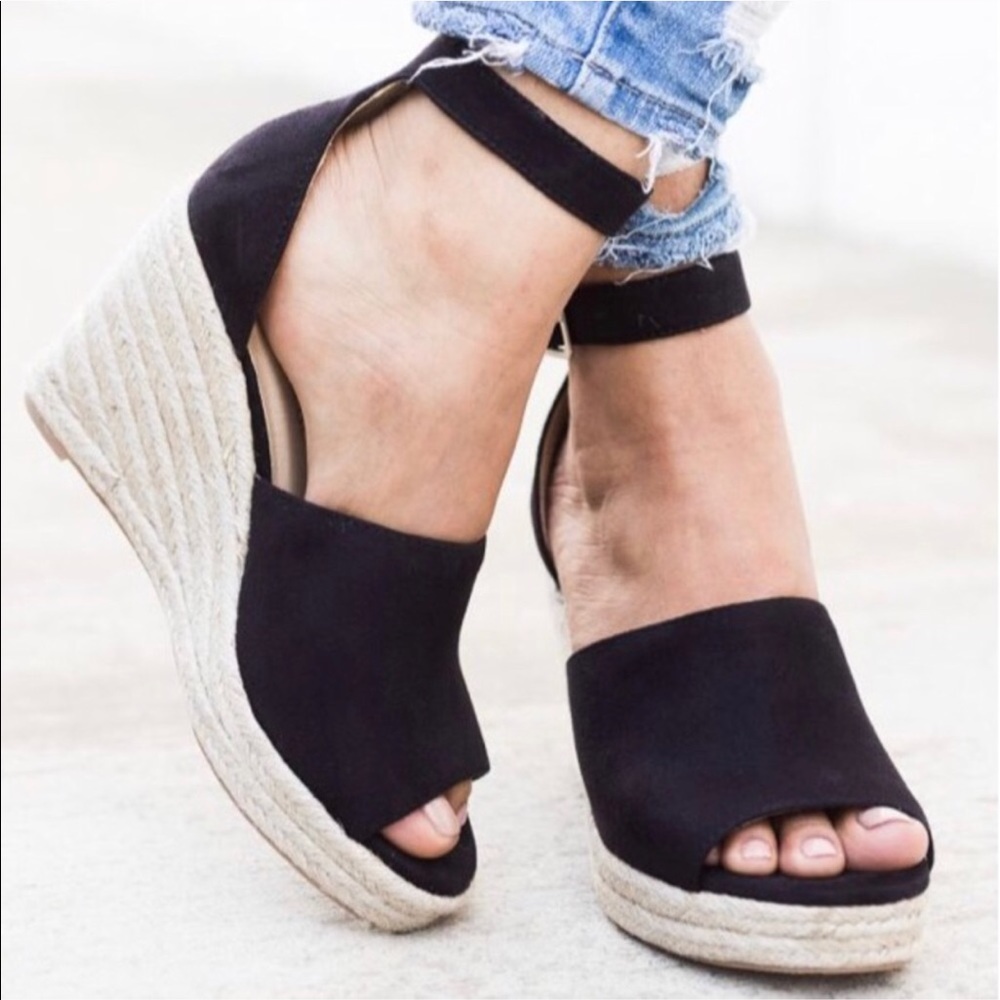 2 LEFT💗black espadrille wedges peep toe - Picture 3 of 4
